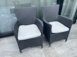 2 Gartenstuehle Polyrattan grau mit Sitzkissen guter Zustand