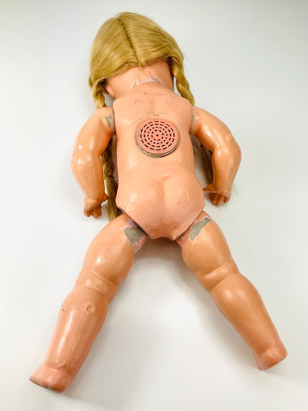 Puppen: Antike Puppe mit blonden Zöpfen – Gebraucht aus Zürich von Arche_Brockenhaus 6