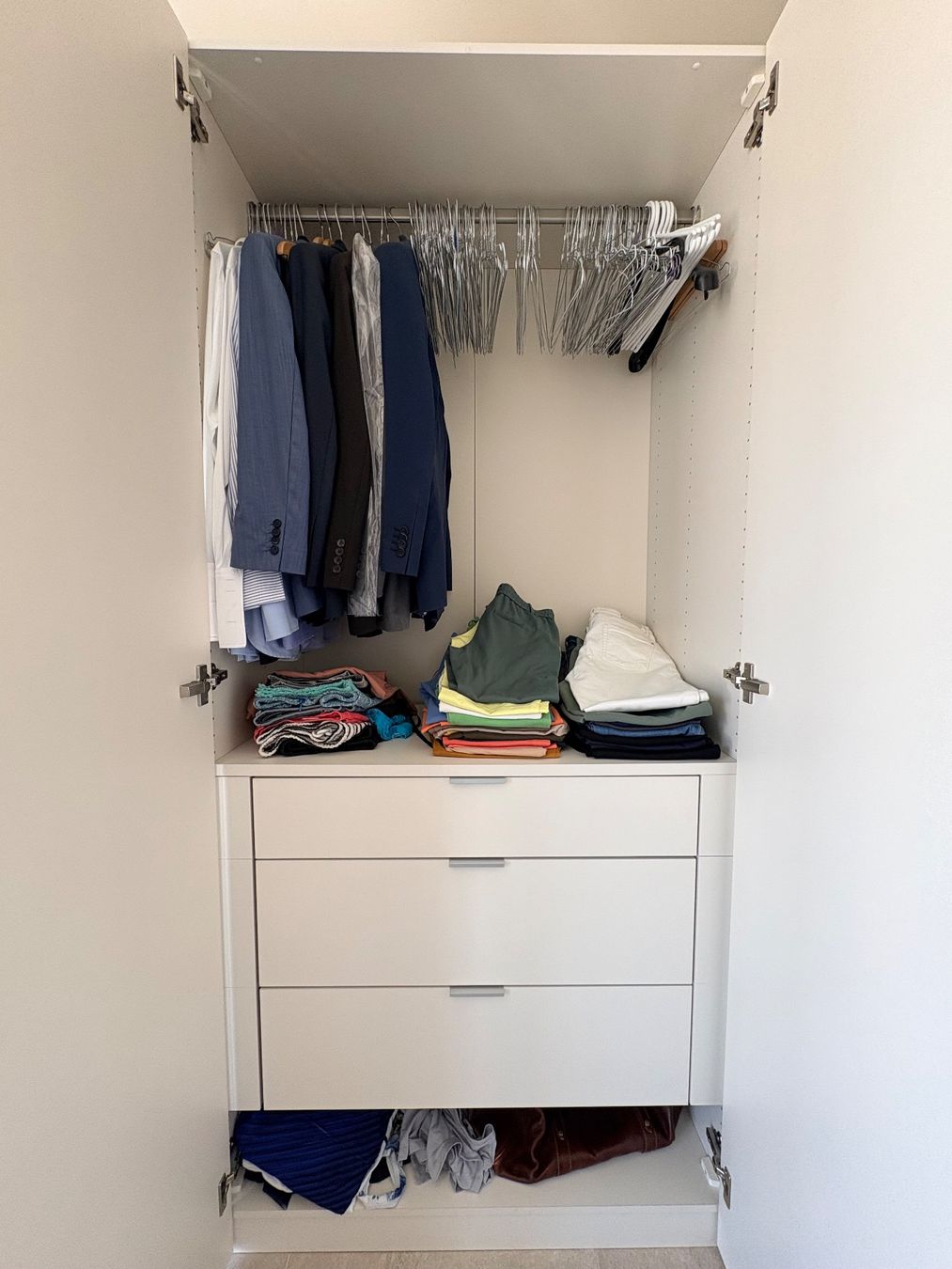 Pfister Armadi: Kleiderschrank 3m Pfister Atlantis – Usato da Baden venduto da chr_bgk2 3