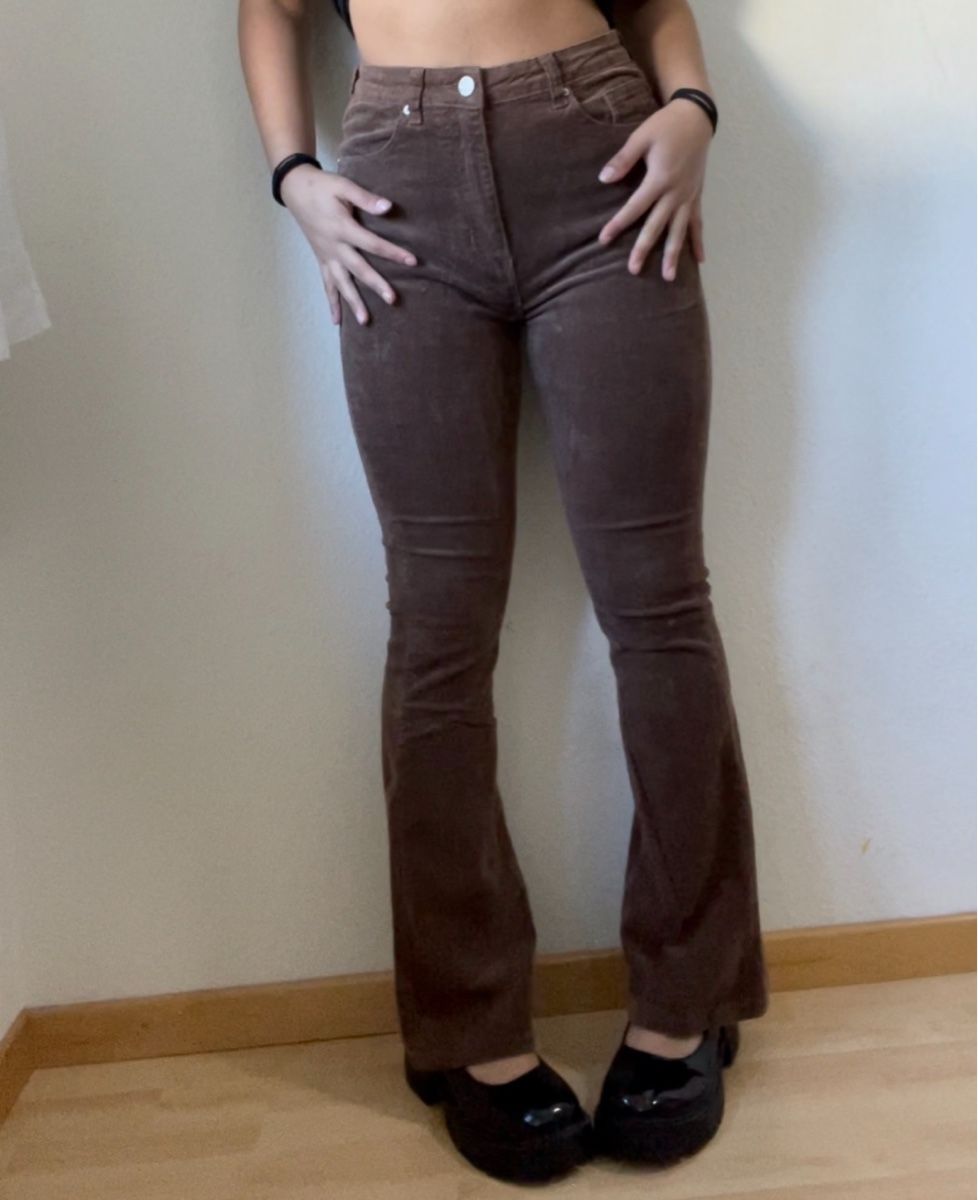 Jeans: Flaired Jeans Braun S. 36 – Nuovo (secondo la descrizione) da zürich venduto da mapaXXefaboo 2