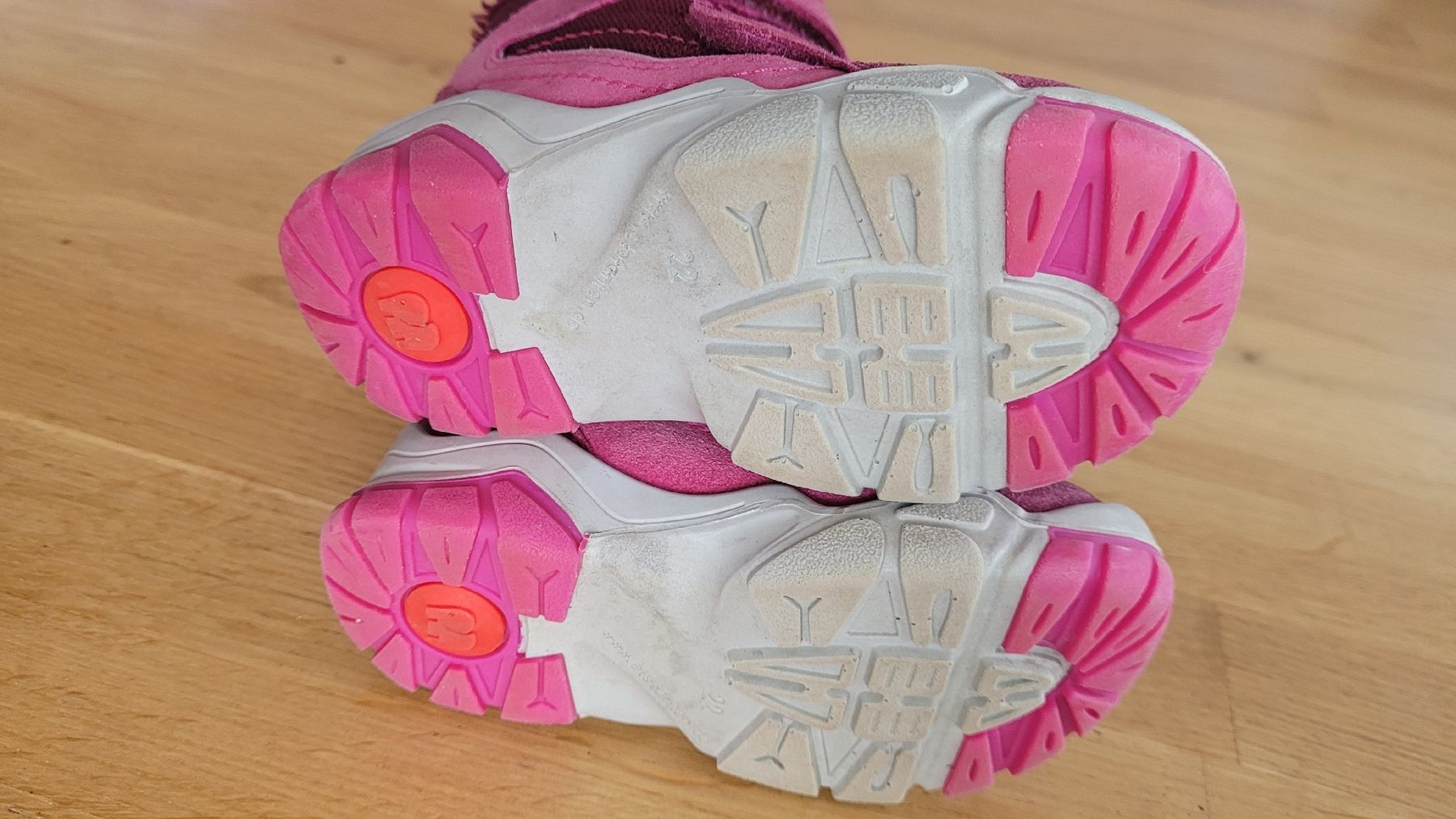 Elefanten Schuhe für Mädchen: Winterstiefel, Winterschuhe, Grösse 22 – Gebraucht aus Uetendorf von Heyhey3661 4