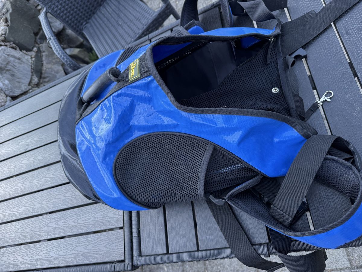 Hunter Zaini: Hunderucksack / -Tragetasche, Marke Hunter, blau – Usato da Herisau venduto da Fissore 2