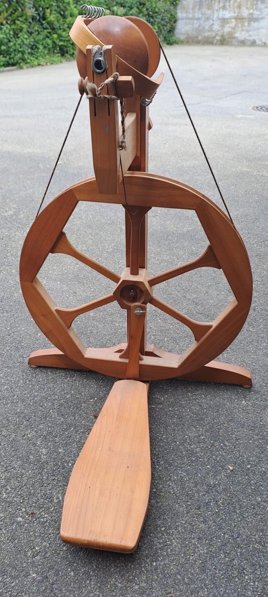 Spinnräder: Spinnrad – Gebraucht aus Ittigen von sel_fm7s 2
