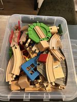Grosse Holzeisenbahn zu verkaufen.