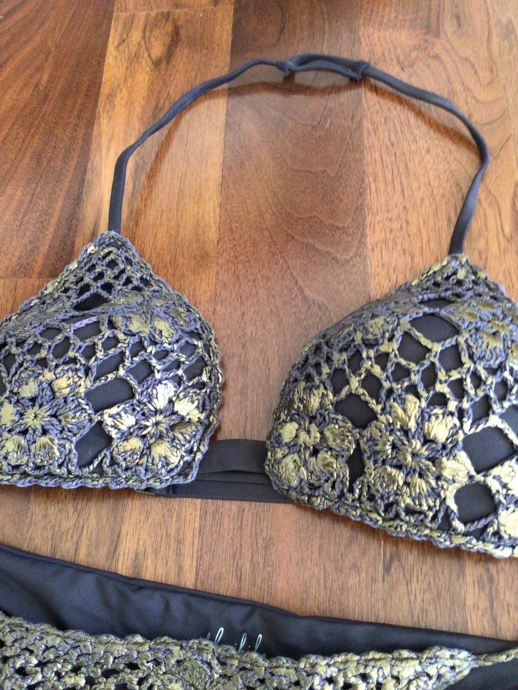 Badekleider & Bikinis: Bikini 👙 Schwimmanzug.. Bikini – Gebraucht aus Zürich von ElarmariodeRuth 2