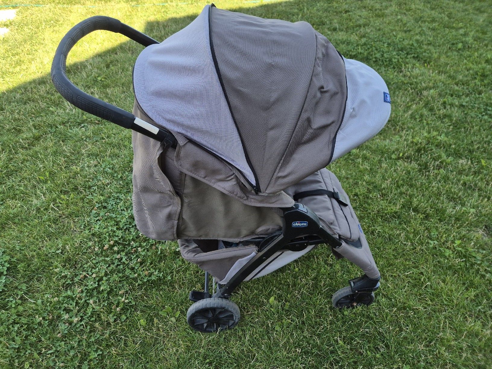 Chicco Kinderwagen: Buggy Kinderwagen – Gebraucht aus Langnau i/E von urswit