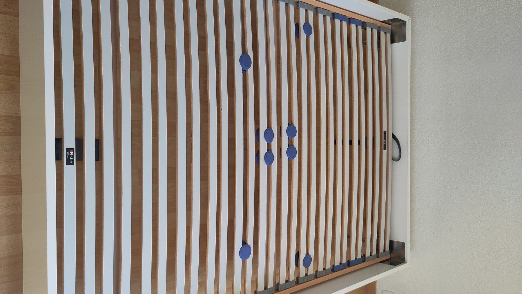 Ikea Lits: Bed frame and Bed net – D'occasion à Zürich par dar_gh6l 2