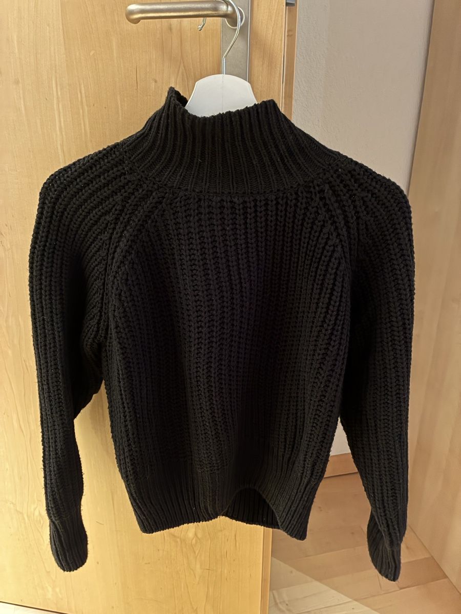 Maglioni & Felpe: Schwarzer Strickpullover Page One, Rollkragen, Grösse S! – Usato da Elfingen venduto da han_hb5z