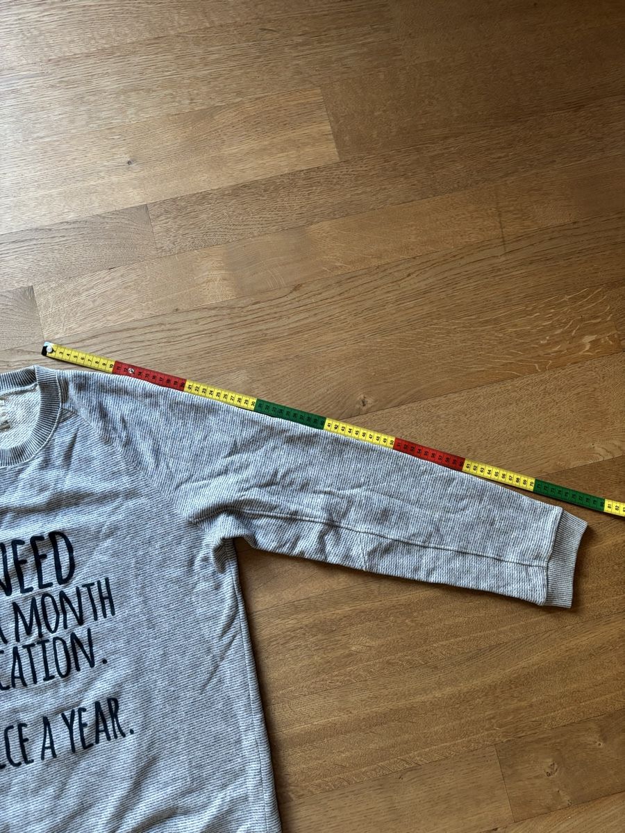 Maglioni & Felpe: Kaos Sweatshirt – Usato da Zürich venduto da san_qzr2 2
