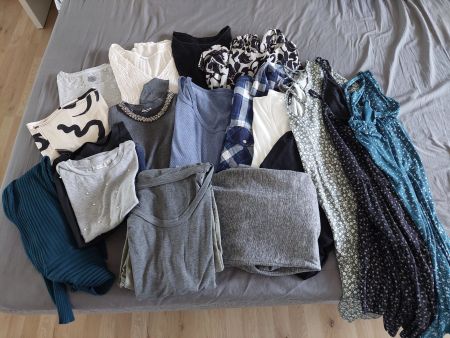 21 TEILIGES MARKENKLEIDER PAKET GR. S