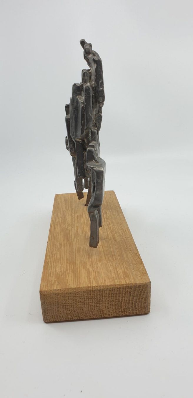 Skulpturen & Statuen: Skulptur – Gebraucht aus Emmen von  3