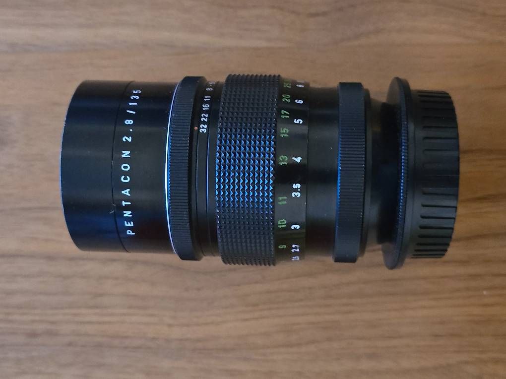 Pentacon Obiettivi: Pentacon 135mm F2.8 Linse – Usato da Windisch venduto da Zwieback8