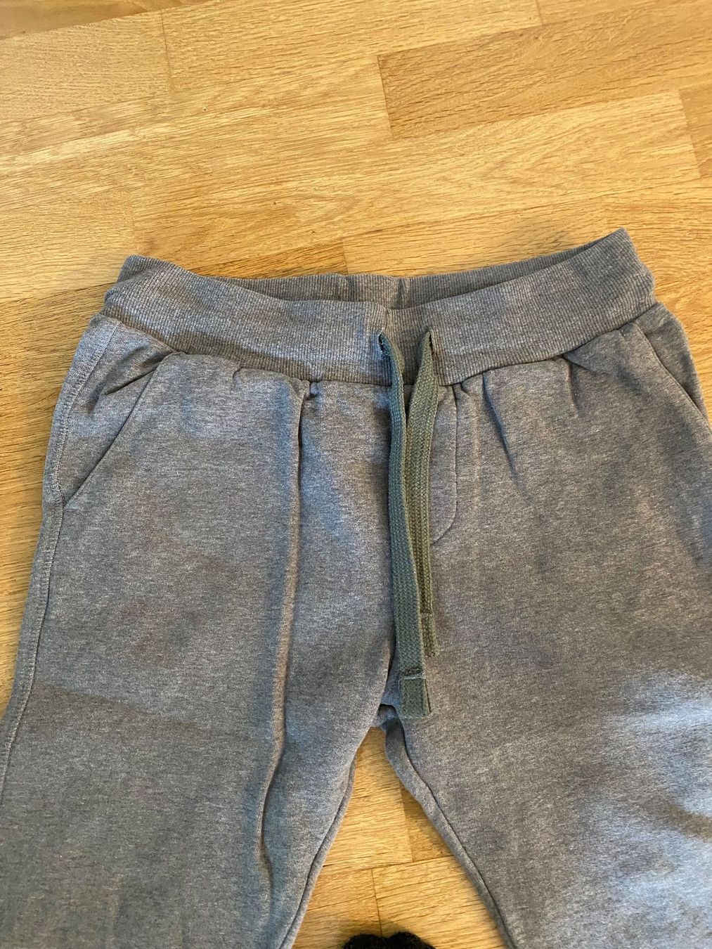 Pantalons: North Sails Grösse XS Trainerhose Trainingshose – D'occasion à St. Gallen par ka_mo 1