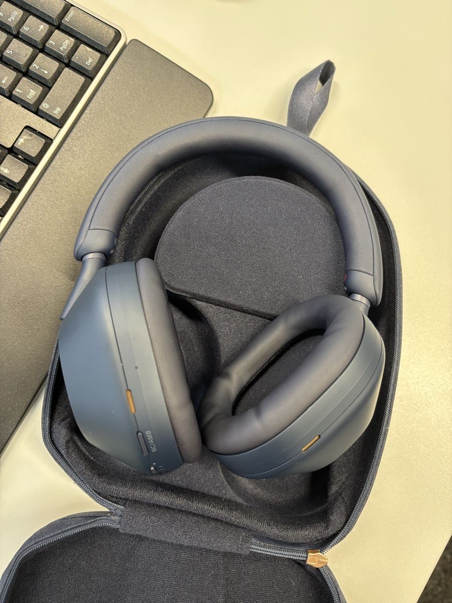 Sony Cuffie: Sony WH1000 XM5 – Usato da La Tour-de-Trême venduto da ValGruyere 3