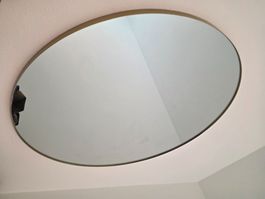 Specchio ovale vintage con cornice dorata, perfetto!