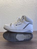 Baskets Champion. Taille 41