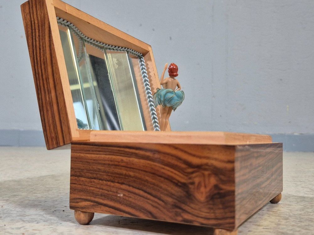 Schmuckkastchen Holz Spieluhr