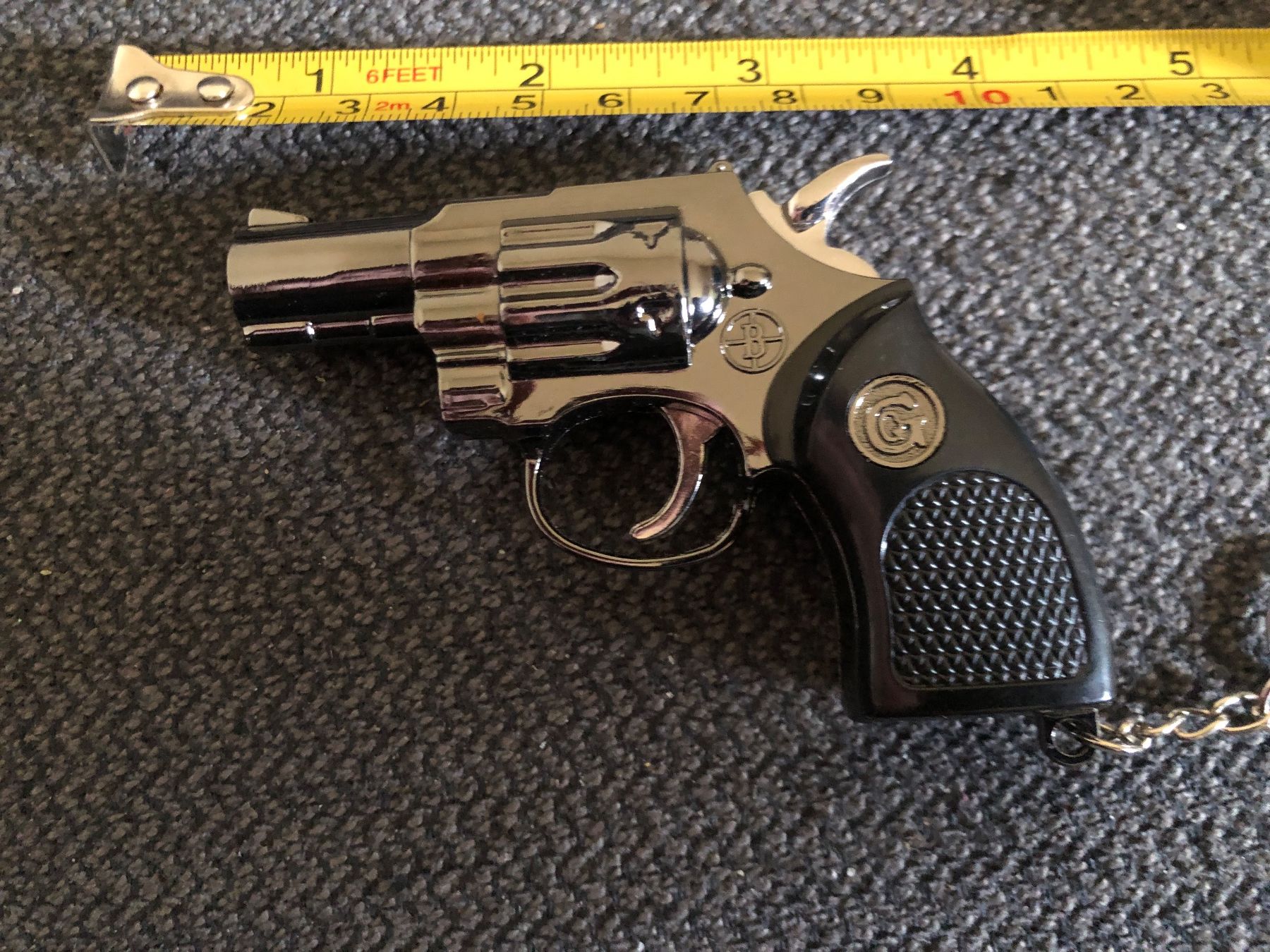 Accendini: REVOLVER FEUERZEUG NEU – Nuovo e nell'imballaggio originale da basel venduto da Lastcall