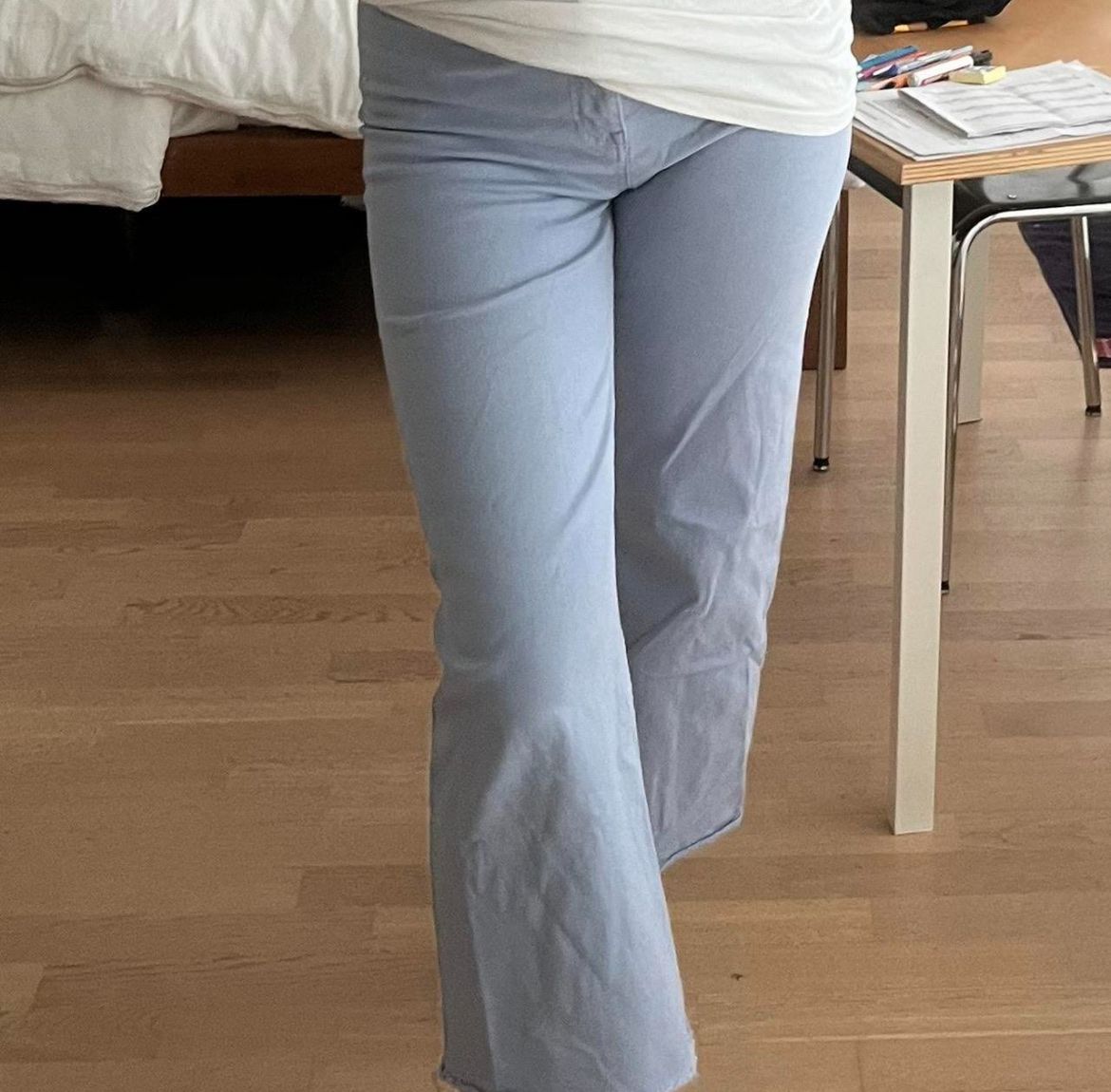 Stradivarius Jeans: Stradivarius Culottes, Size 38, Light Blue, Summer Style – Usato da Zürich venduto da ros_n8lm