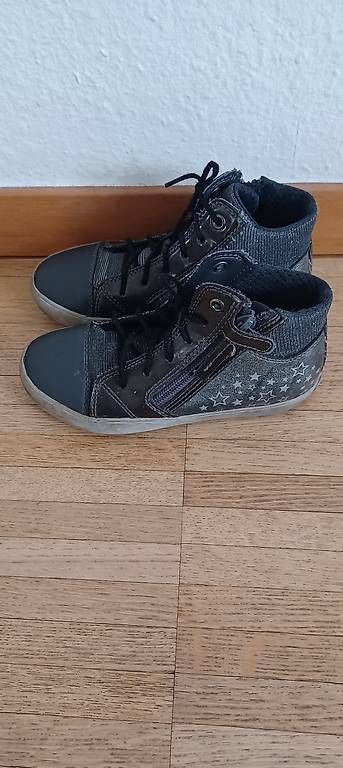 Scarpe per ragazzi: Chaussures montantes Geox. Taille 29 – Usato da GENEVE venduto da NathalieI01