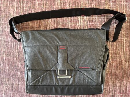 Peak Design Everyday Messenger 15“ Tasche
