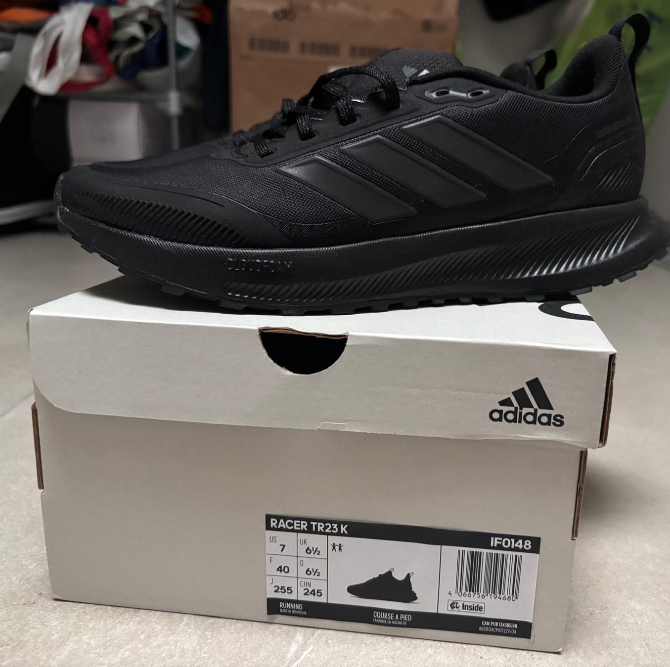 Adidas Scarpe da donna: Adidas TR23 Schuhe Grösse 40 schwarz – Nuovo (secondo la descrizione) da Unterrindal venduto da x.m4rc