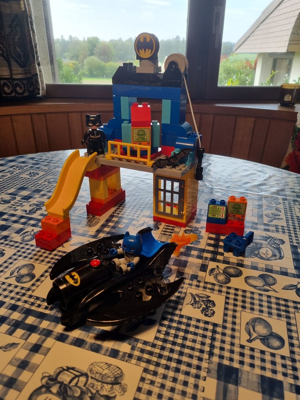 Lego Kit di costruzioni: LEGO Duplo Batman 10545 Batcave Adventure – Usato da Basadingen venduto da NekoBricks 1