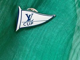 RARITÄT - edler Pin LOUIS VUITTON CUP, weiss, 2.5x2cm