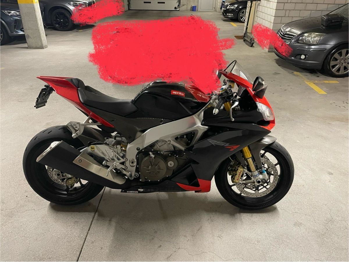 Strada: Aprilia RSV4 Factory – Usato da Sirnach venduto da Verchauf95 9
