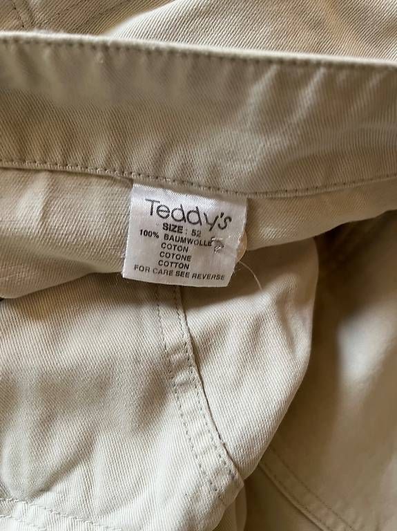 Jeans: Kurze Herren Hosen Gr. 52 – Gebraucht aus Nottwil von Frontal 3