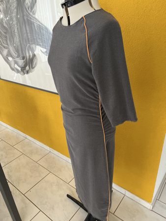 Graues Jerseykleid, Grösse M, Herbst-Look, bequem!
