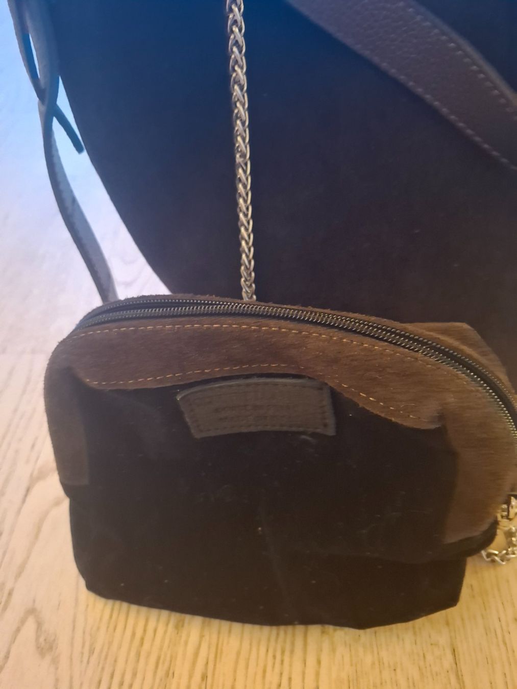 Borse da donna: Coole Beuteltasche in Leder, dunkelbraun – Nuovo (secondo la descrizione) da Wolhusen venduto da Pindha05 4
