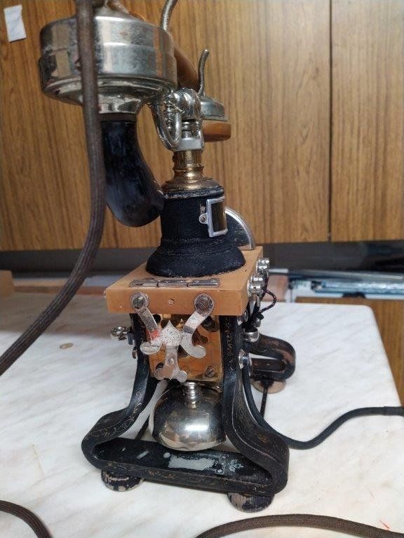 Ericsson Telefoni: Ericsson Skelett-Tischstation 1882 – Usato da Lachen SZ venduto da Wba47 5