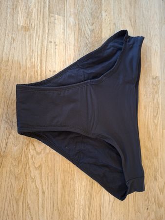 Damen Periodenbikini von ooia schwarz  neu 