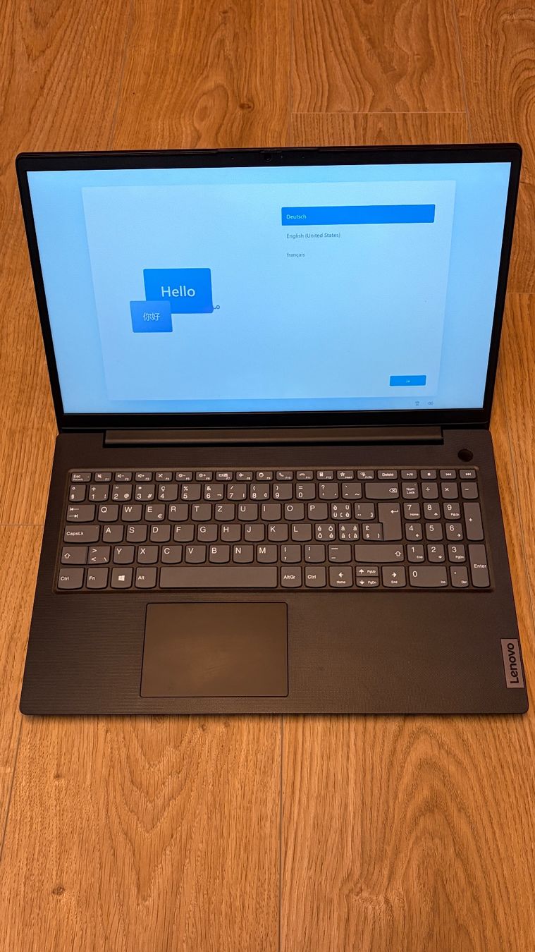 Lenovo Portables: Lenovo Notebook V15 Gen 2 – D'occasion à Wegenstetten par Ssuperior