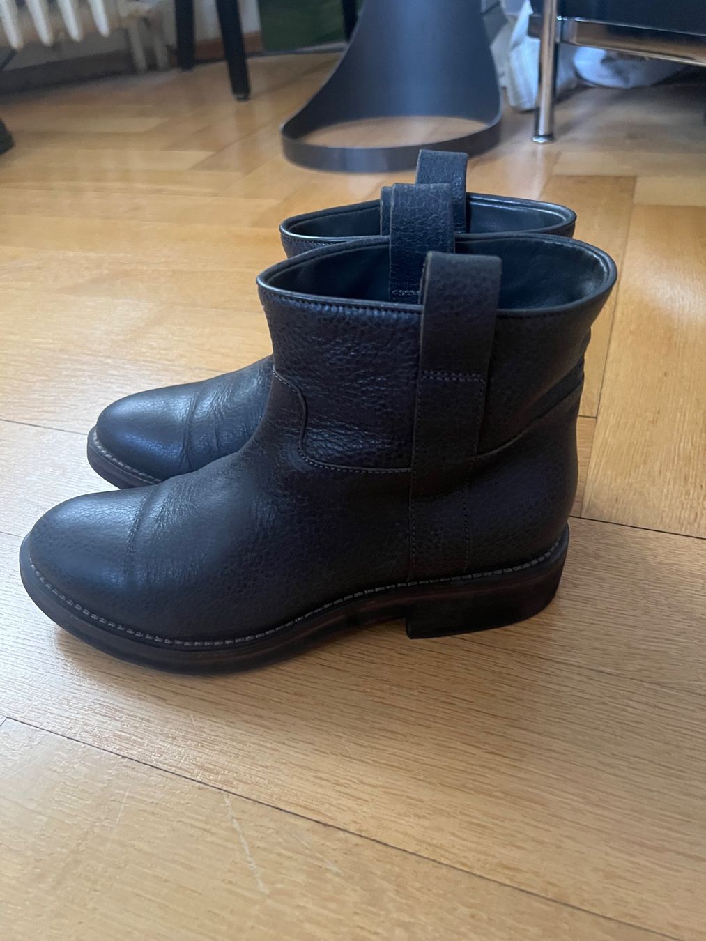 Brunello Cucinelli Scarpe da donna: Brunello Cucinelli boots – Usato da Luzern venduto da B-R 1