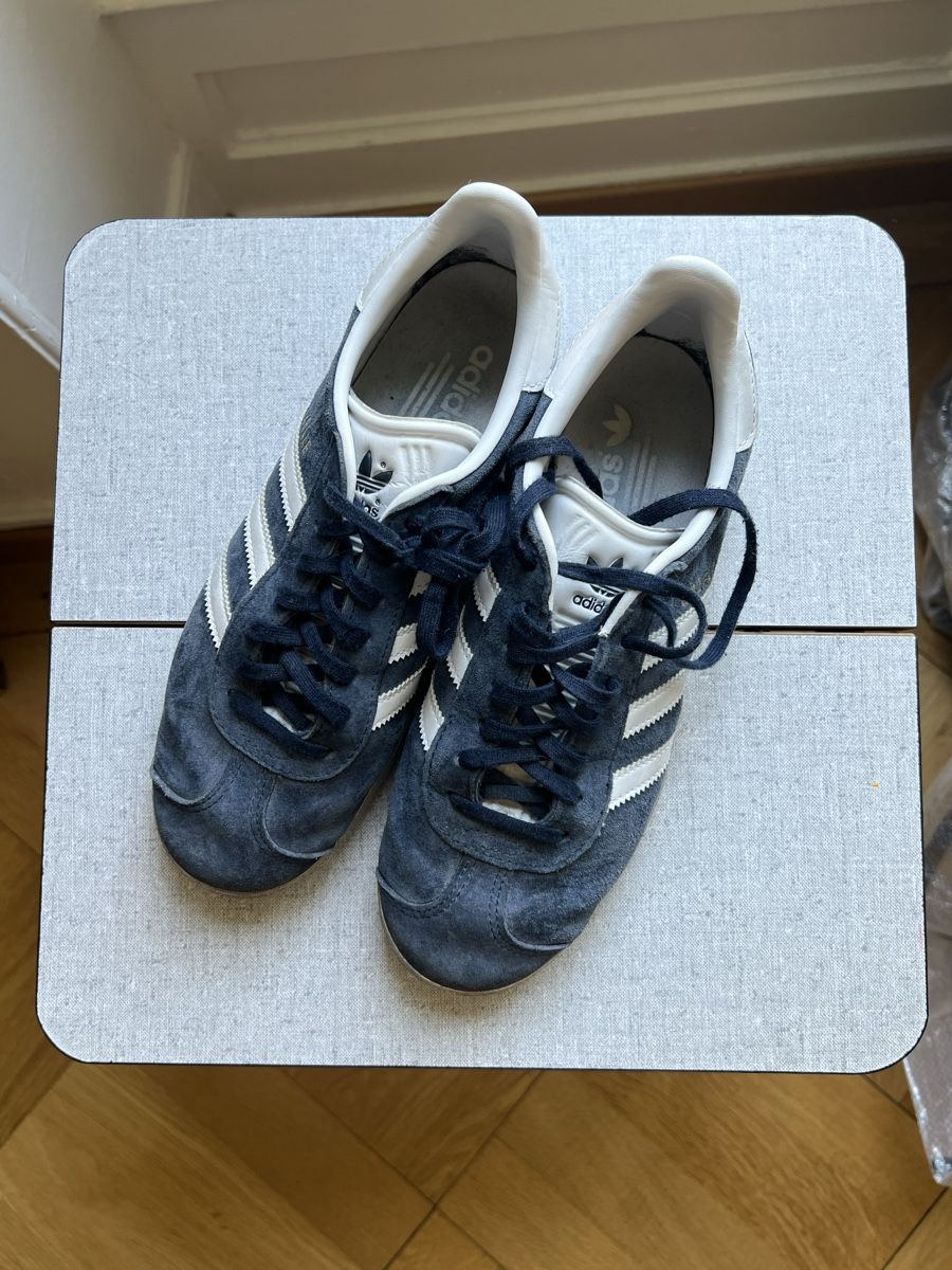 Adidas Herrenschuhe: Adidas gazelle bleu 39 – Gebraucht aus Lausanne von Papi_Turlup