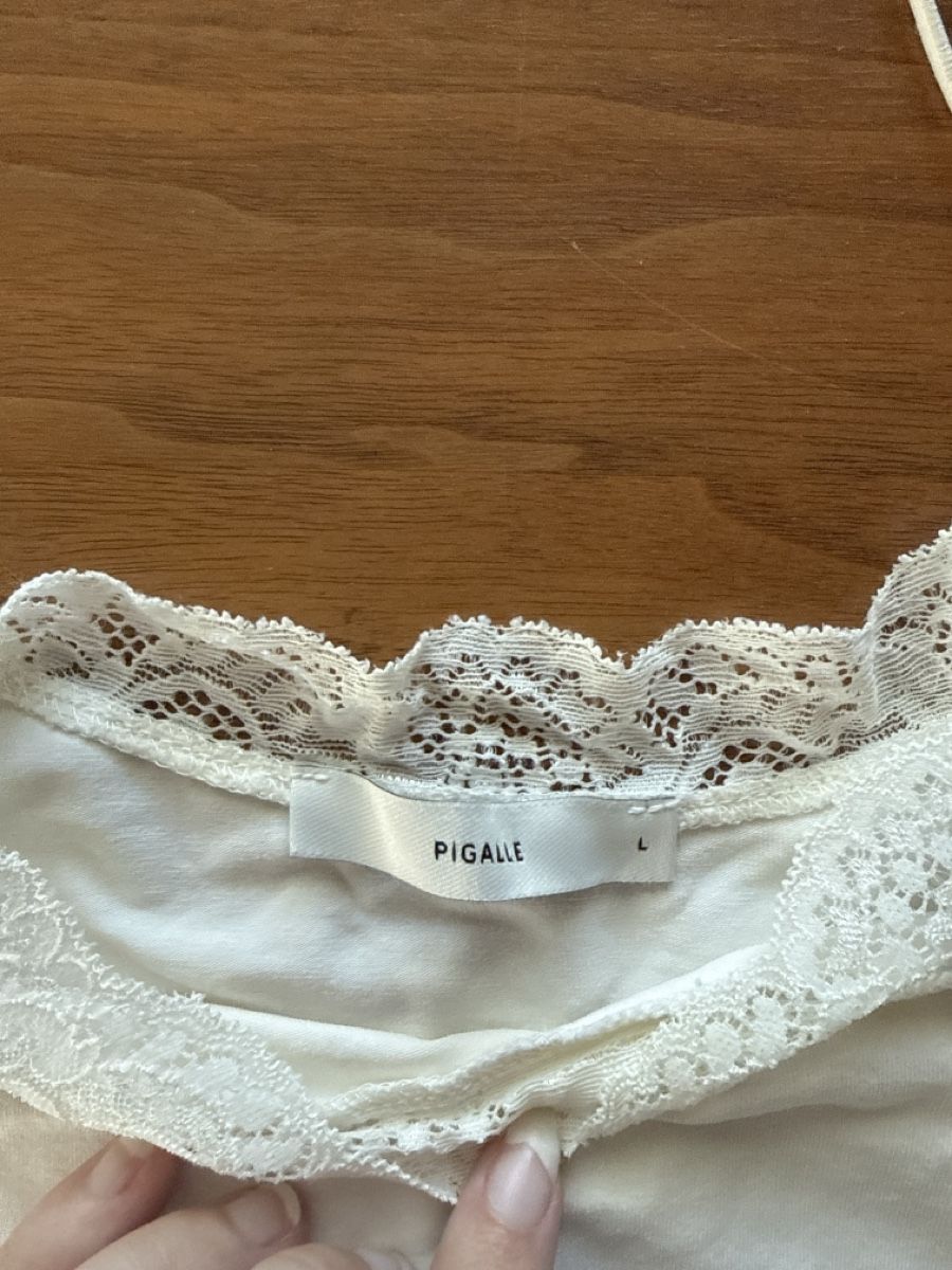 Top: Top mit Spitze PIGALLE Grösse L – Usato da Langenthal venduto da Carmenweberr 1