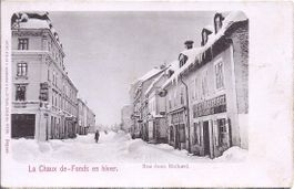 CHAUX - de - FONDS, rue Daniel Jean Richard en hiver
