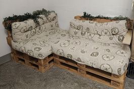 Lounge aus Paletten inkl. Kissen
