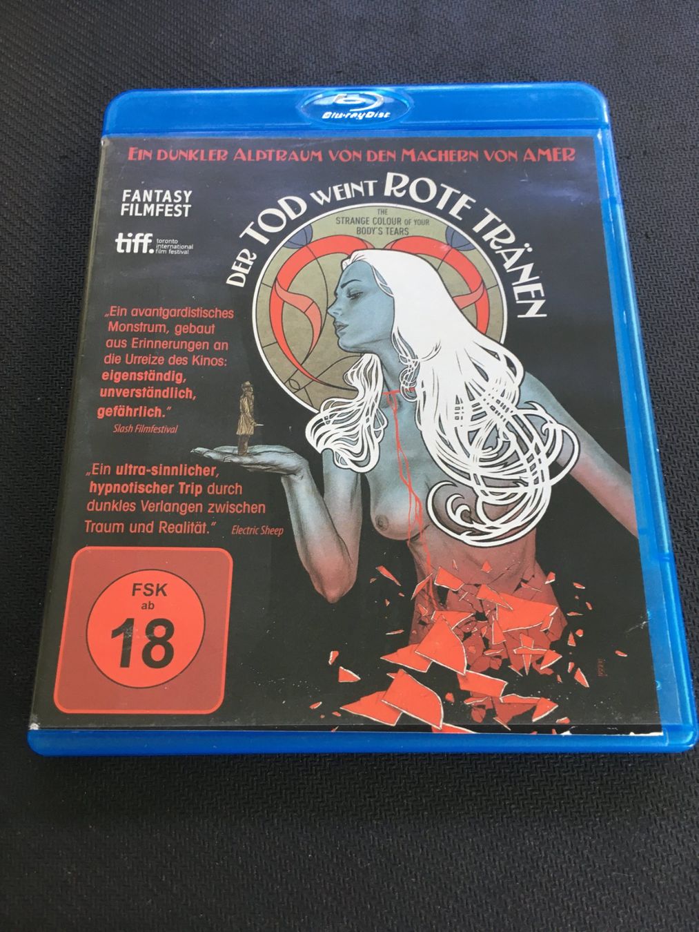 Tutti i DVDs: Der Tod weint rote Tränen [Blu-ray] – Usato da St.Gallen venduto da MedienJoe