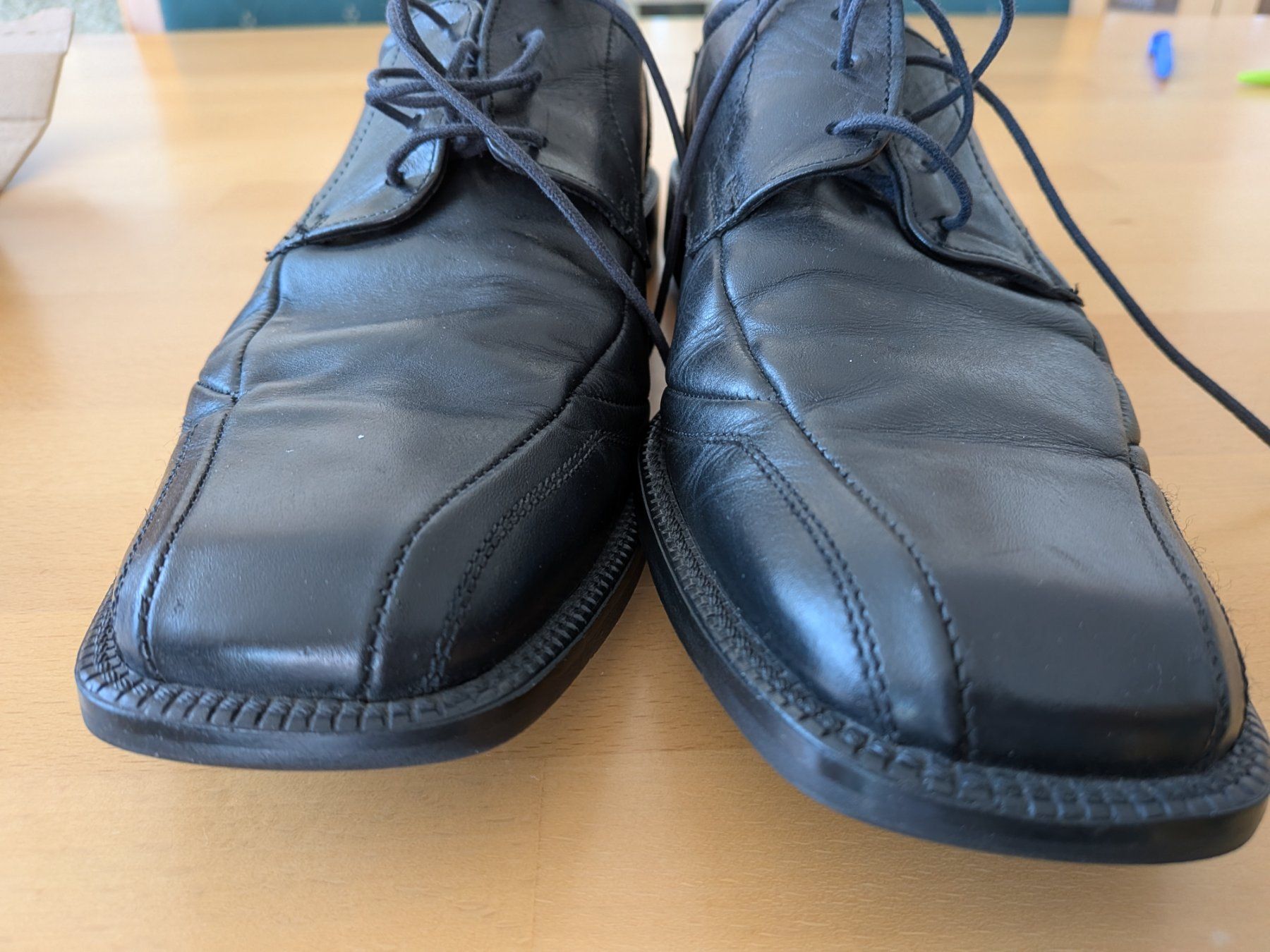 Scarpe da uomo: Schwarze BAMA Herrenschuhe Gr 43 – Usato da St. Gallen venduto da Bisaknosp 8