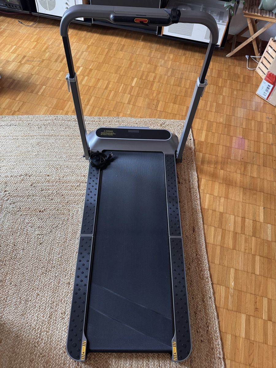 Kingsmith Hometrainer: KingSmith Laufband / WalkingPad max. 12km/h – Usato da Zürich venduto da klinck78