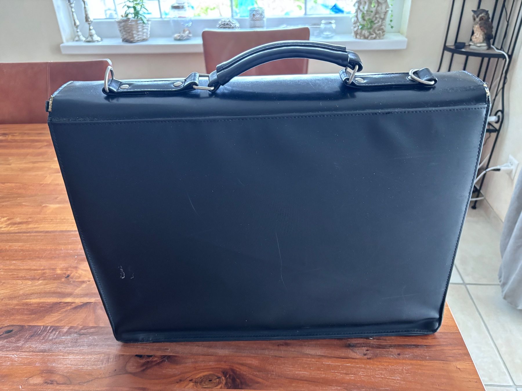 Valises & Sacs: Aktentasche schwarz abschliessbar – D'occasion à Balsthal par Uroby 1