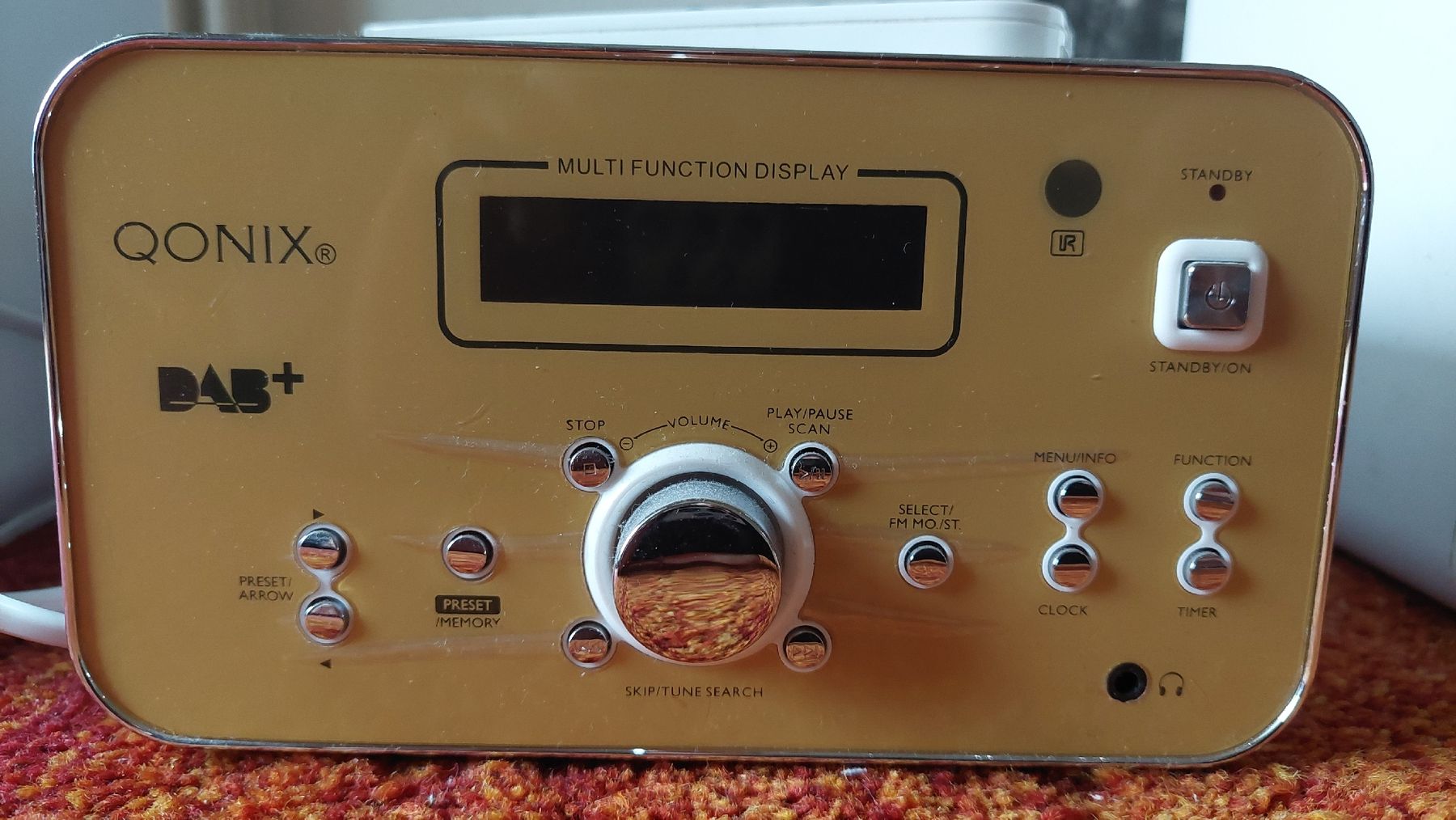 Radio: DAB+ Audiosystem mit CD-Player, Qonix – Usato da Niederlenz venduto da Pastaalforno 1