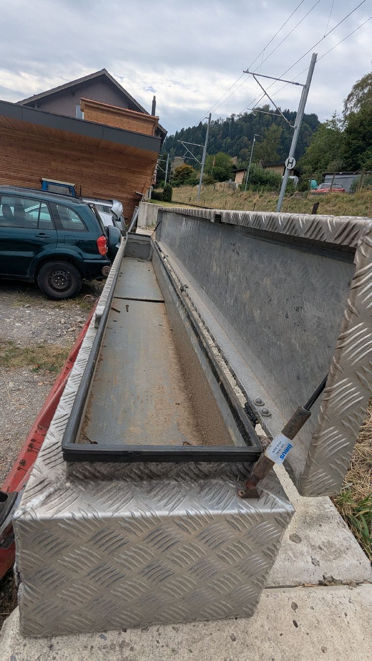Caisses de transport: Werkzeugkasten, Workerbox – D'occasion à Bigenthal par luk_qp25 2