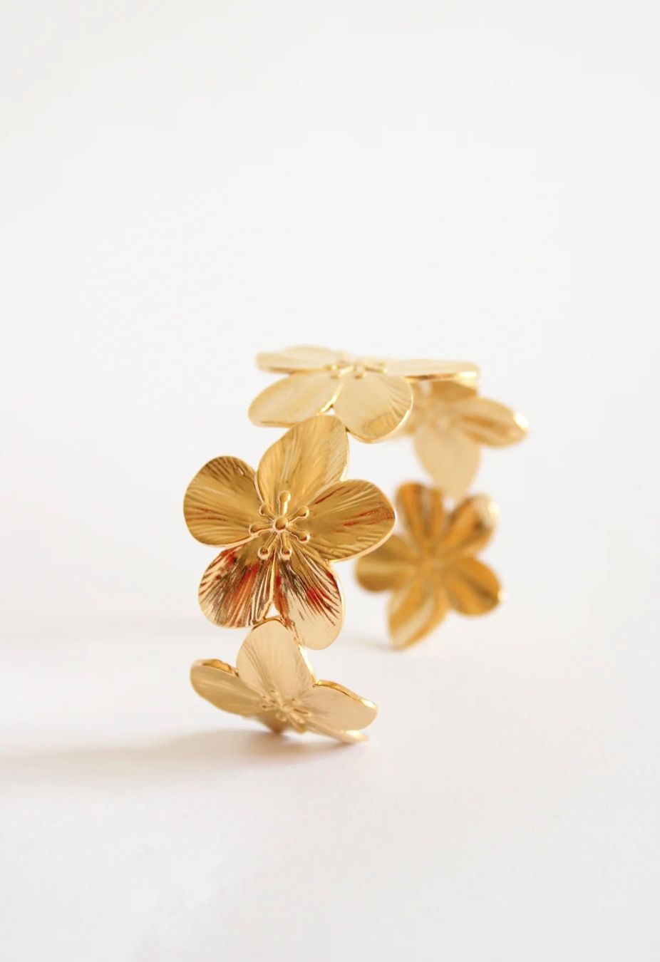 Bracciali & Braccialetti: Bracelet jonc Fleur – Nuovo e nell'imballaggio originale da St-Maurice venduto da Sandrinette123