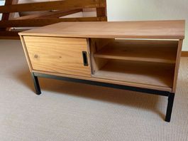 TV Möbel aus Holz