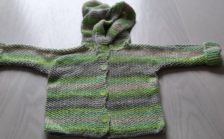 Baby-Jäckli mit Kapuze