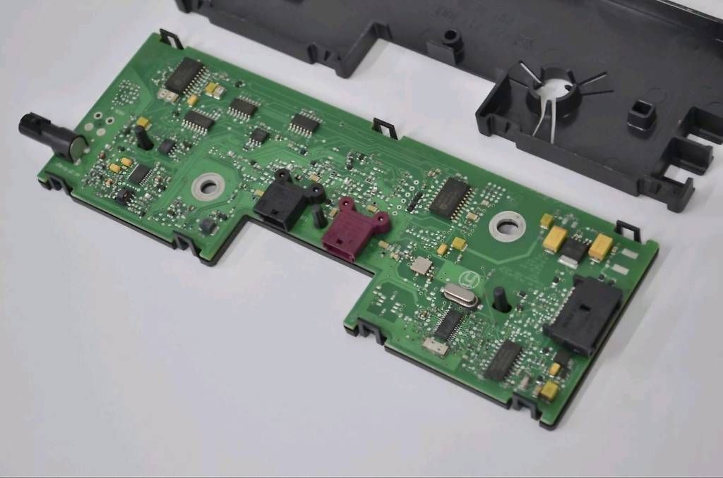 Radiocomunicazione: BMW 3 Series E91 Antenna Diversity Amplifier – Usato da Amriswil venduto da zor_rjv2 2